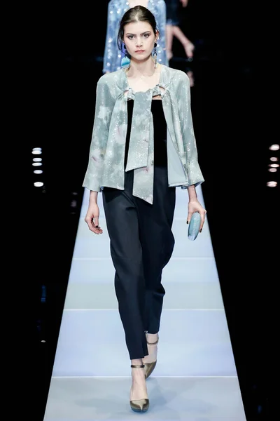 Look 75